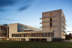 Bauhaus Dessau  aften
Walter Gropius